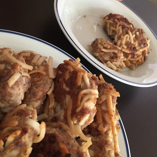 幼児食、うどん野菜入り餃子